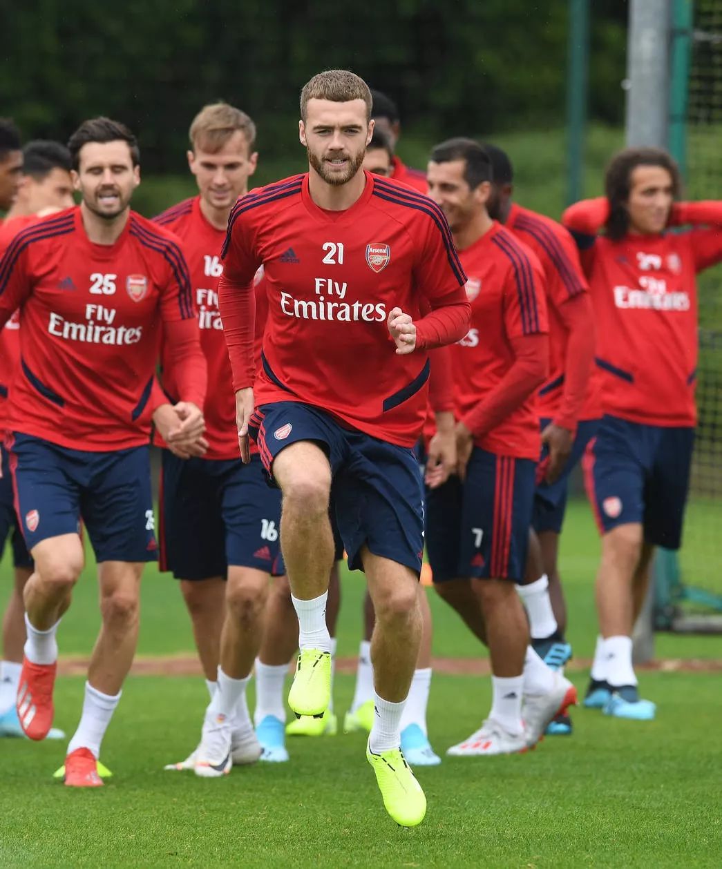 包含今晚多伦多猛龙备战法甲，造点机会细节曝光，管理层满意，医务组通报恢复的词条