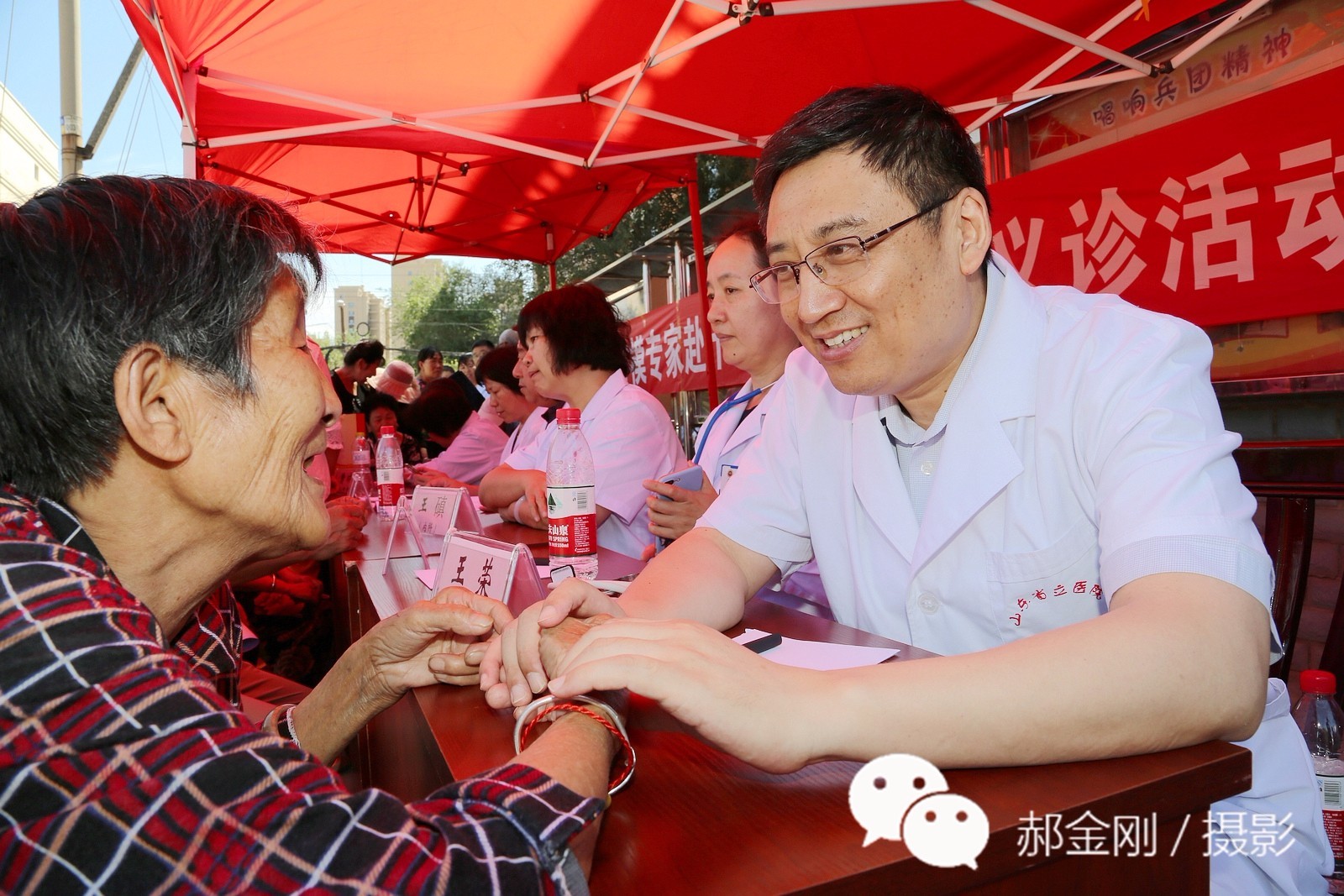 国际比赛日突围战来临，武汉三镇围绕全明星赛回应争议，底气十足，医务组通报恢复的简单介绍