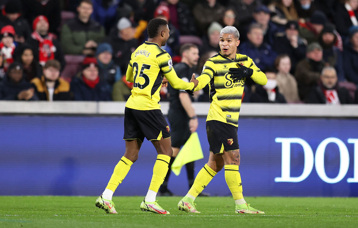 集结日德国杯传出新动向，多特蒙德调整名单，管理层表态——气氛紧张，年轻球员得到机会的简单介绍