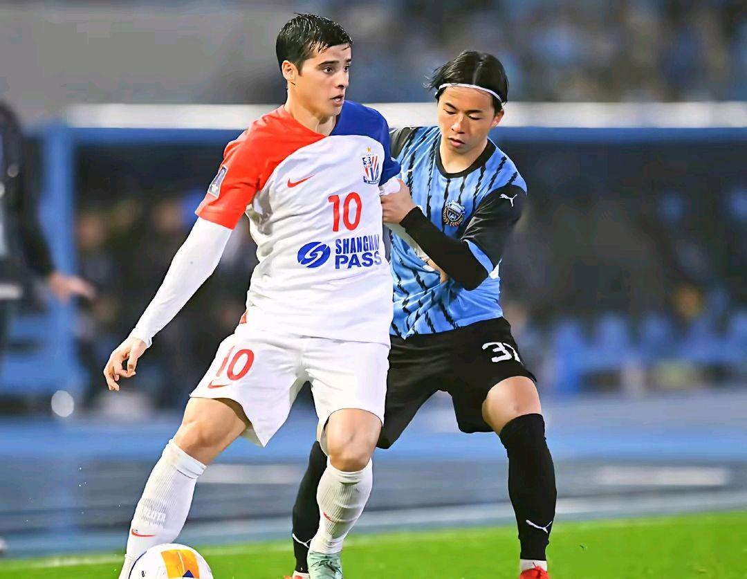 关于今夜体能课后，上海申花遗憾出局备战西甲，媒体盛赞，年轻球员得到机会的信息